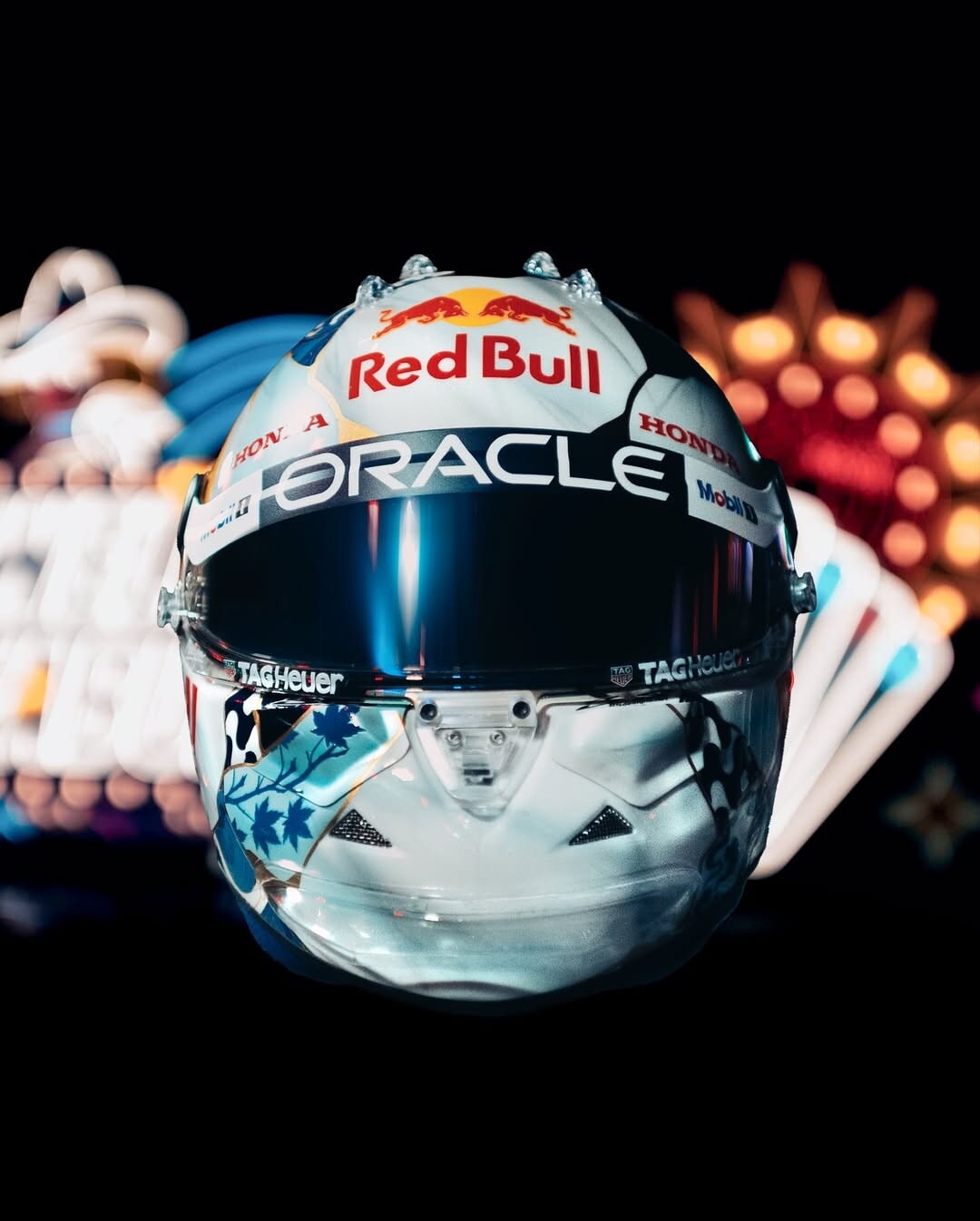 Tsunoda, un casco speciale per un’occasione speciale