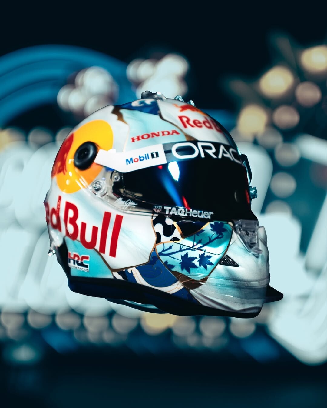 Tsunoda, un casco speciale per un’occasione speciale