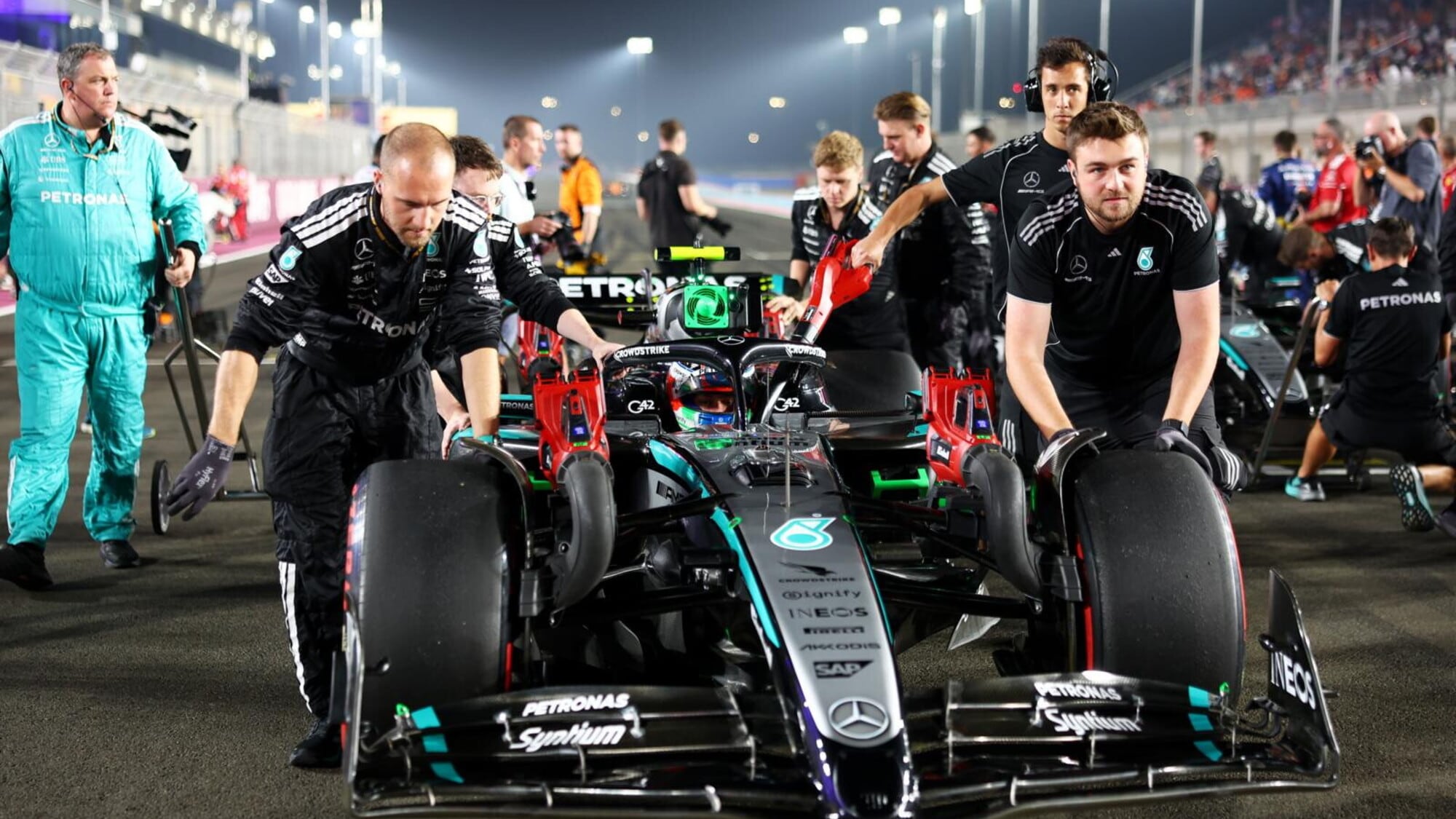 FIA e Mercedes unite contro gli abusi online su Kimi Antonelli