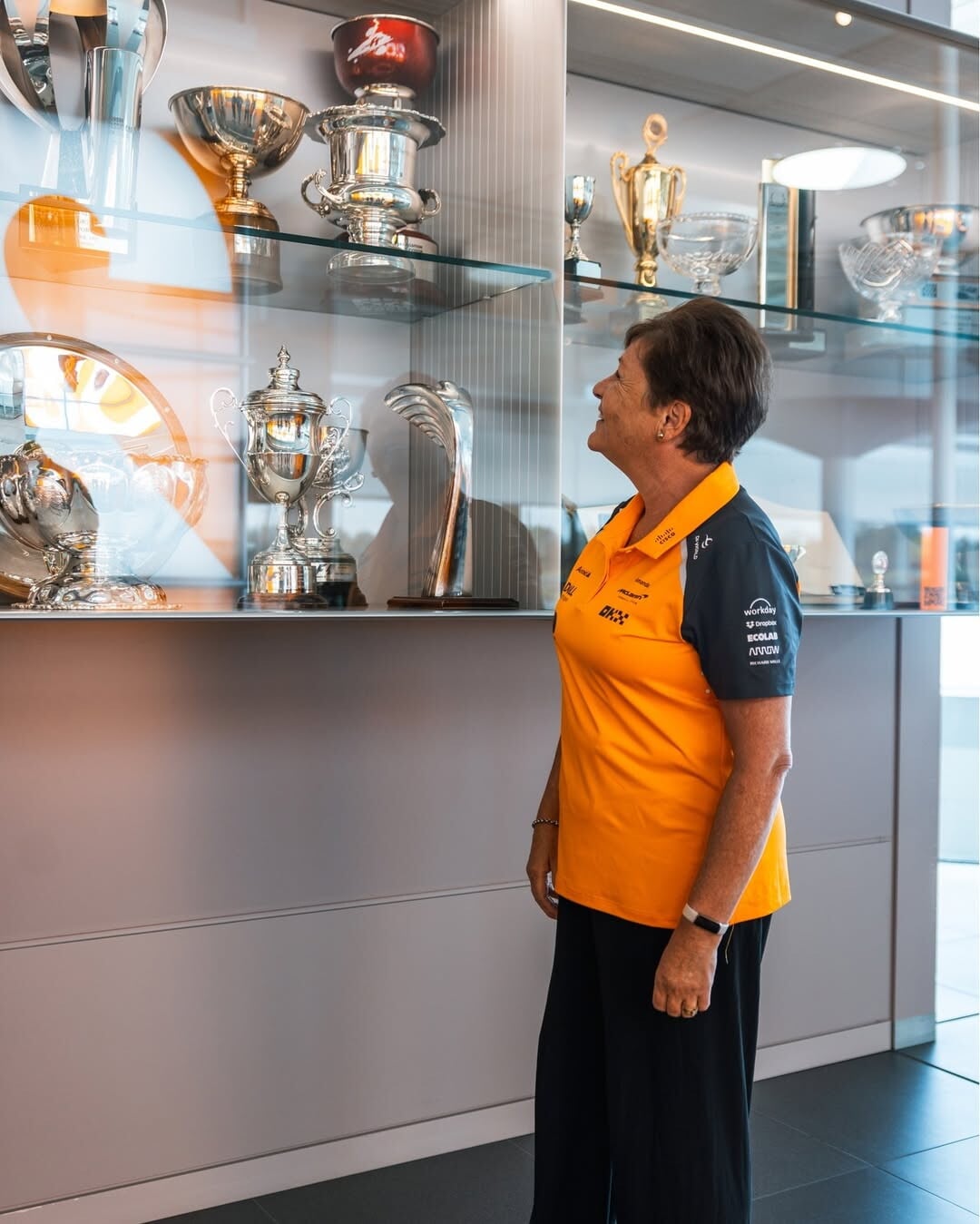 Amanda McLaren omaggia i risultati del team McLaren