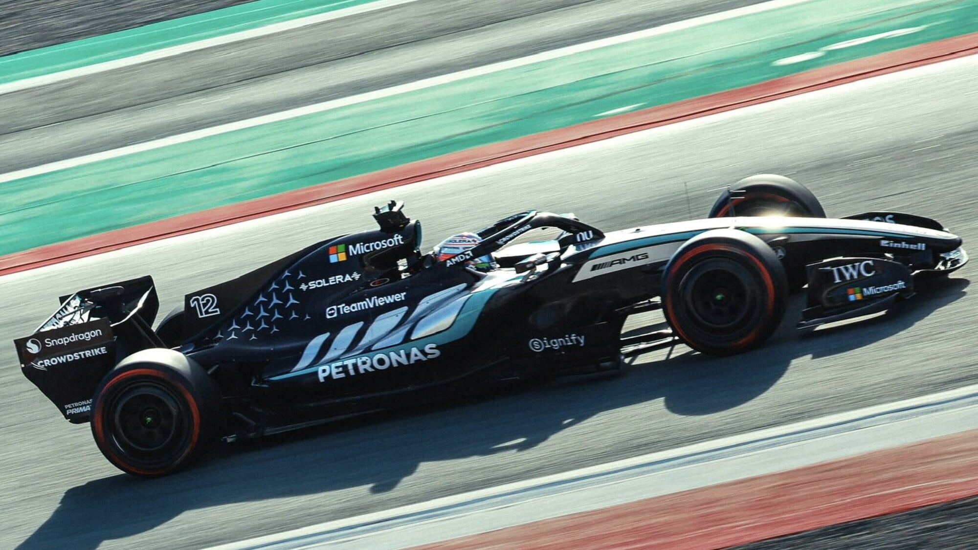 Mercedes mette la freccia: nel 2026 il sorpasso alla Ferrari su questa statistica?