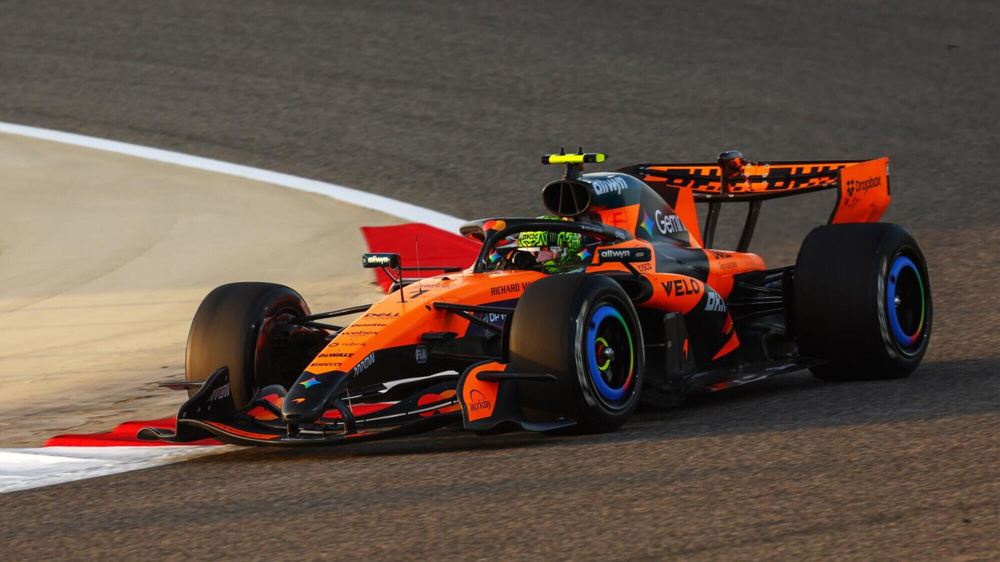 Test Sakhir-1, prima giornata: comanda Norris, intoppo per Mercedes