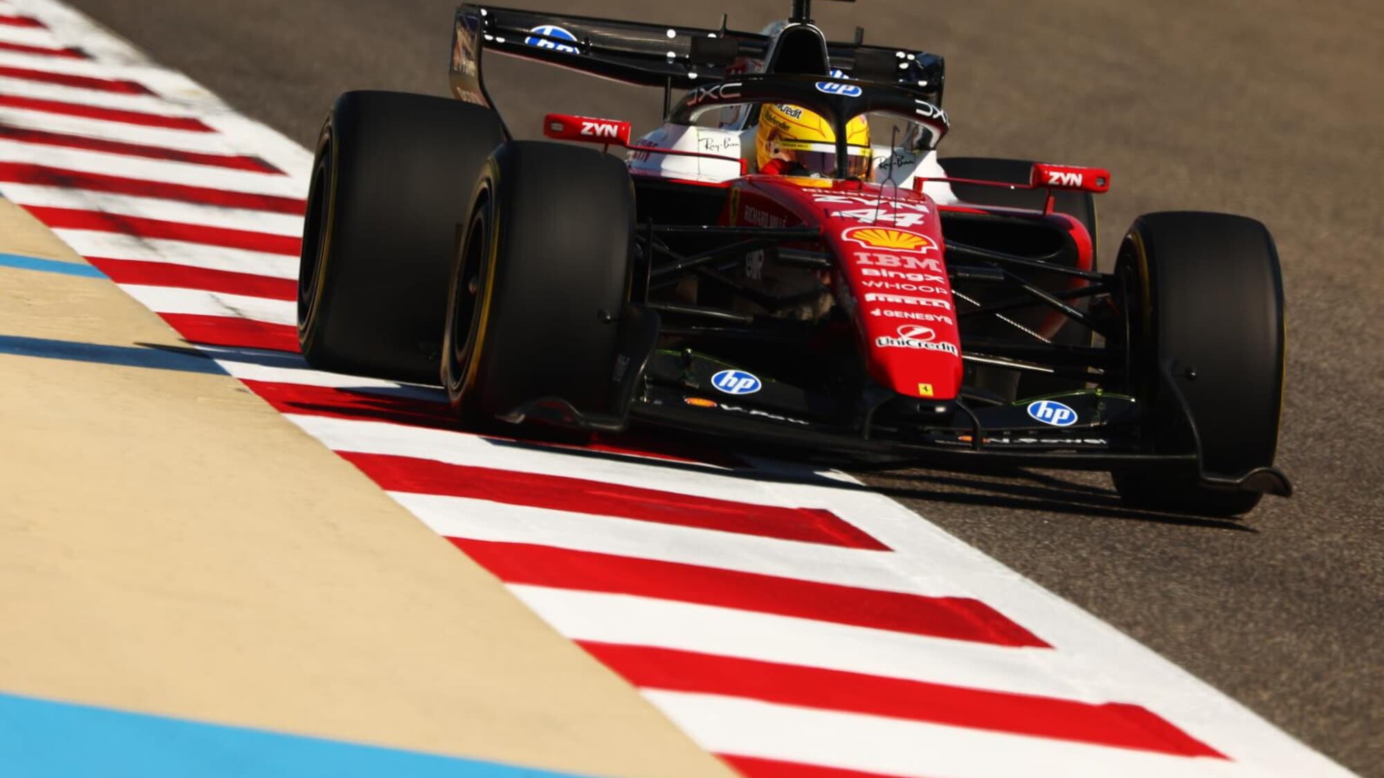 Ferrari, che ala posteriore! Ma la SF-26 sta ferma tutta la mattina