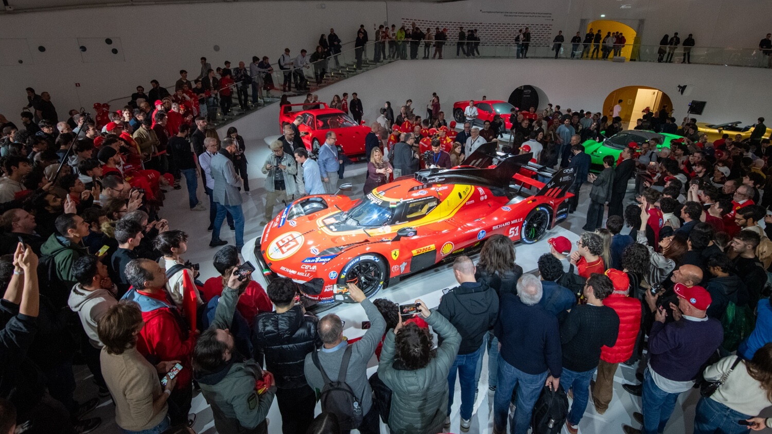 Ferrari 499P, la Regina brilla ed punta alla conferma