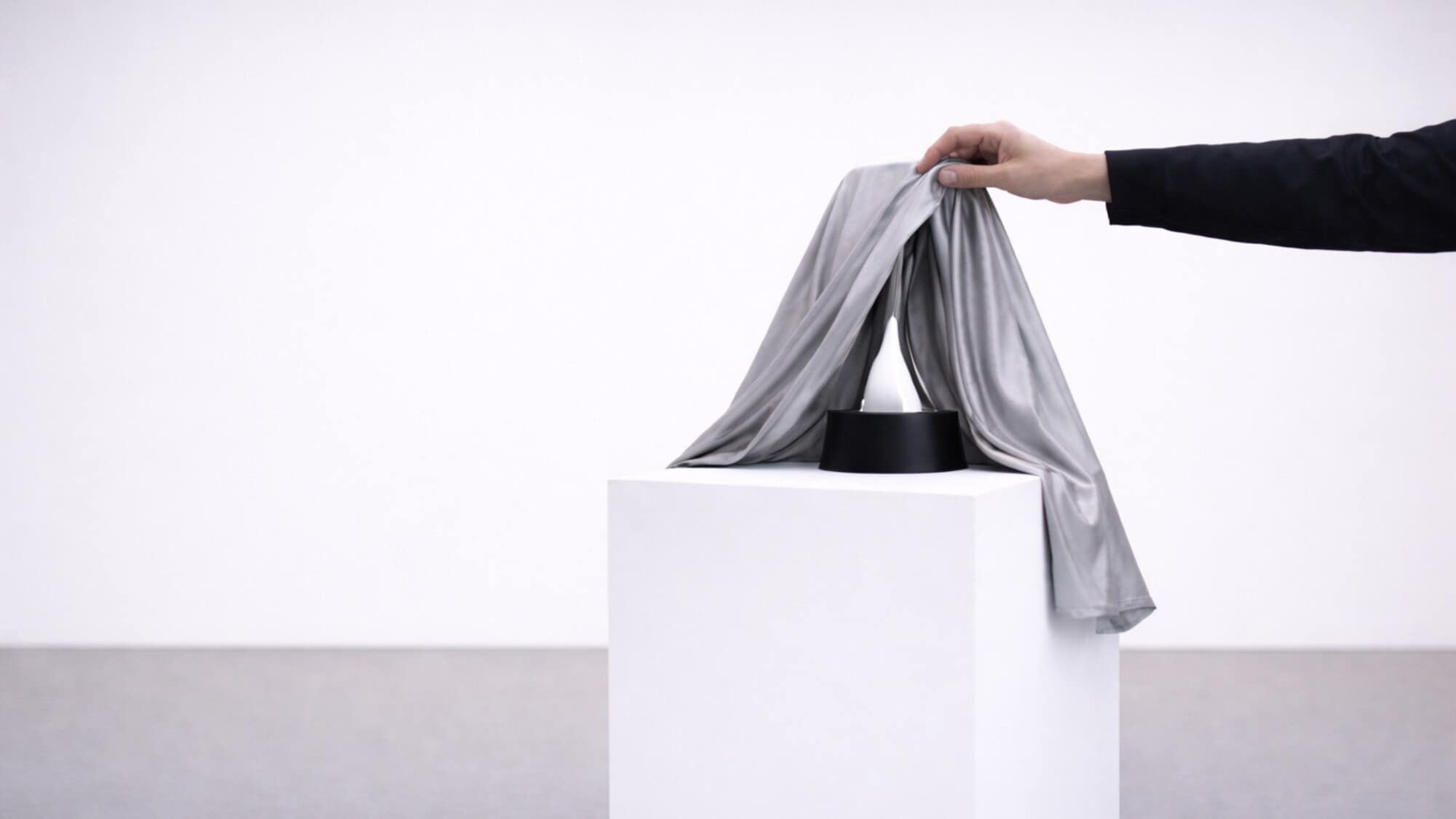 Un tocco italiano sul podio di Madrid: il trofeo firmato Pininfarina