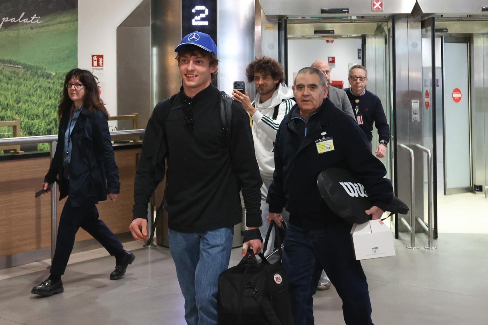 Bentornato Kimi! Le foto all’aeroporto di Bologna