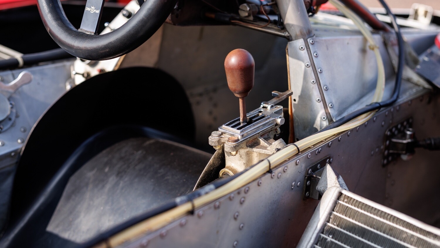 All'asta la Ferrari di Prost e la Toleman dei primi punti di Senna