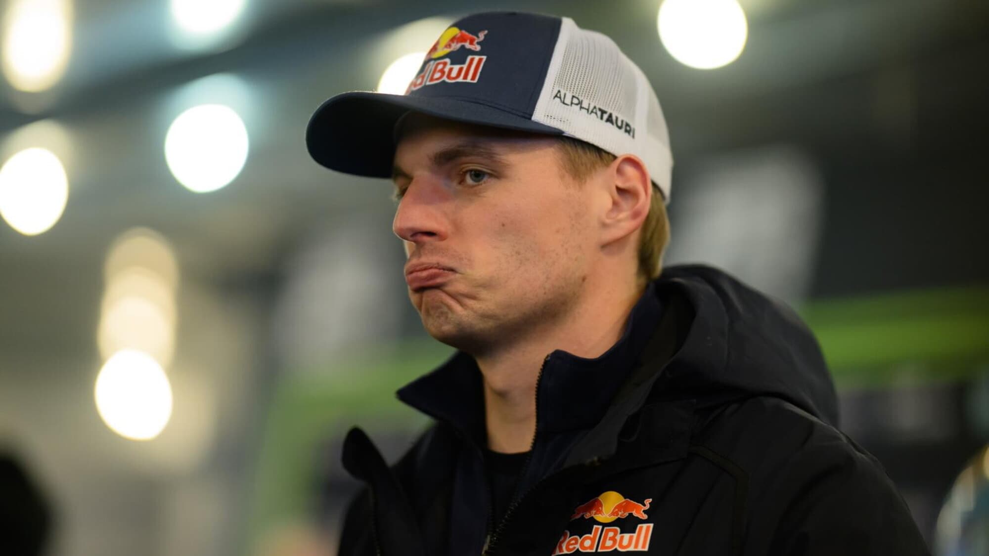 Onestà Verstappen: Dani, inizia tu che è meglio...