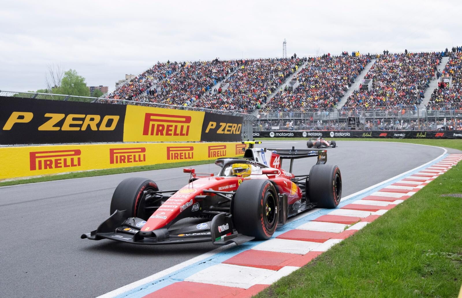 F1, la classifica dei team dopo il Canada: crolla McLaren, corre Ferrari