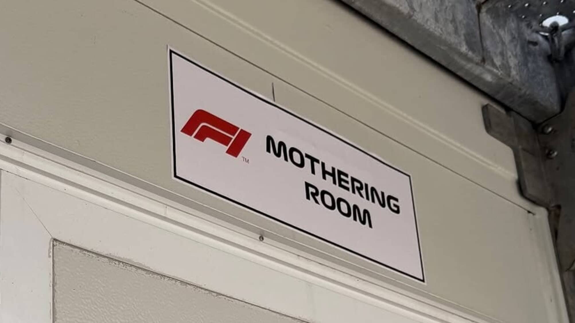 Laura Winter e il ritorno in Formula 1 da mamma