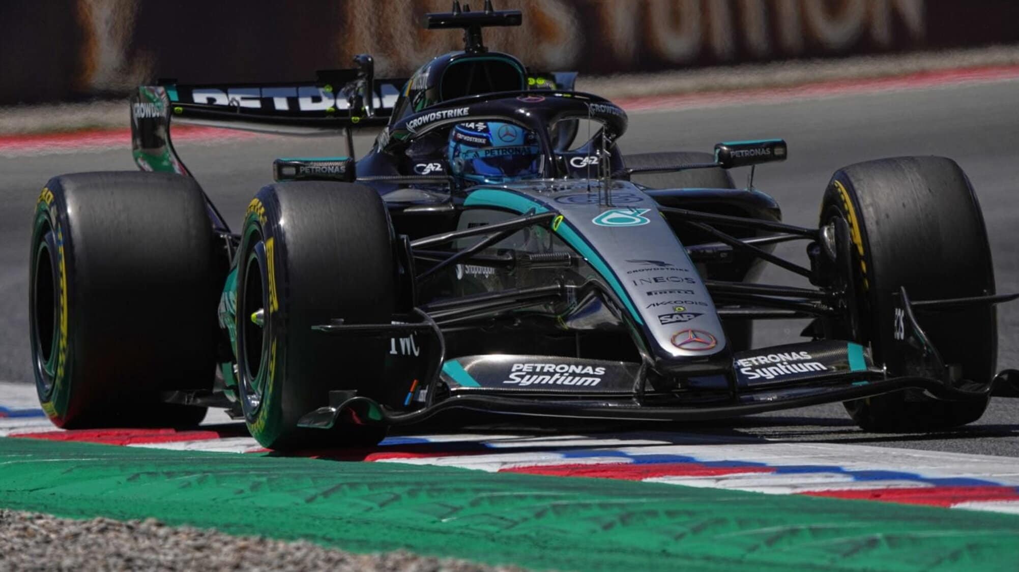 GP Barcellona, FP3: Russell davanti, poi Piastri e Leclerc