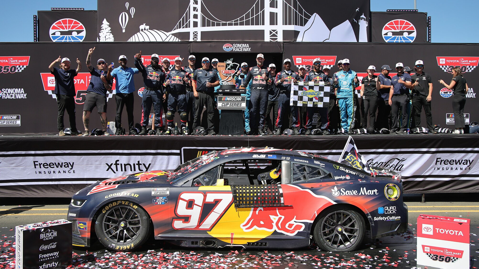 NASCAR: a Sonoma la vendetta di Van Gisbergen
