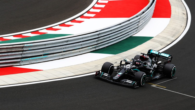 Gp Ungheria, FP1: super Hamilton davanti a Bottas