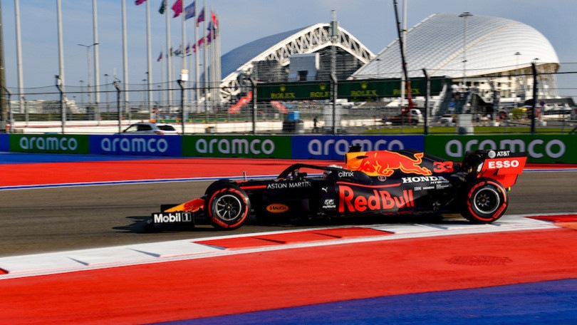 GP Eifel, Horner: Verstappen con Red Bull al di là del motorista