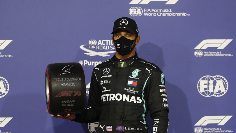F1 Bahrain: Hamilton in pole, Ferrari eliminate in Q2