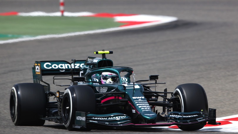 Test Bahrain 2021, Vettel a scuola di Aston: "Tante le cose diverse"