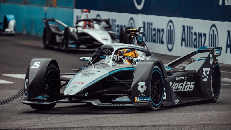 ePrix Roma: gara-2 a Vandoorne, resiste anche alla Safety Car
