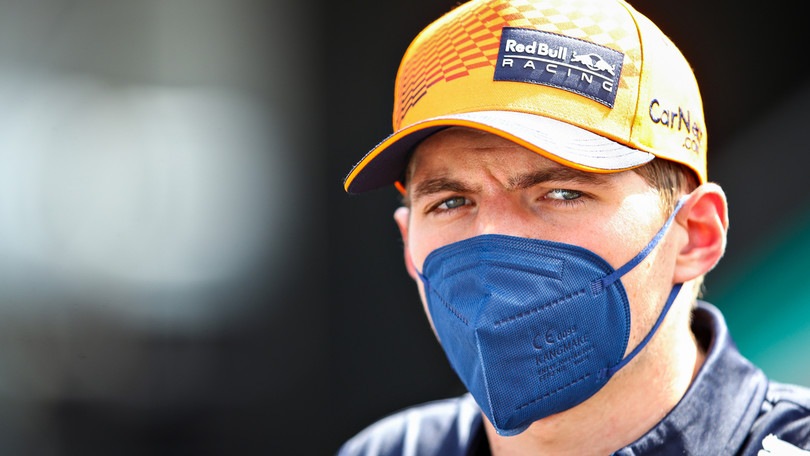 GP Stiria, Verstappen: "Abbiamo chiesto chiarimenti sull'ala anteriore"