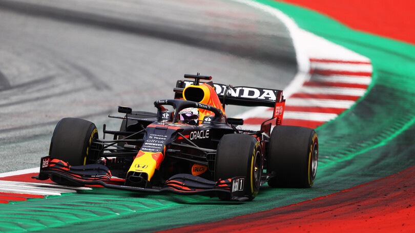GP Austria: trionfo per Verstappen davanti a Bottas e Norris, Ferrari 5° e 8°