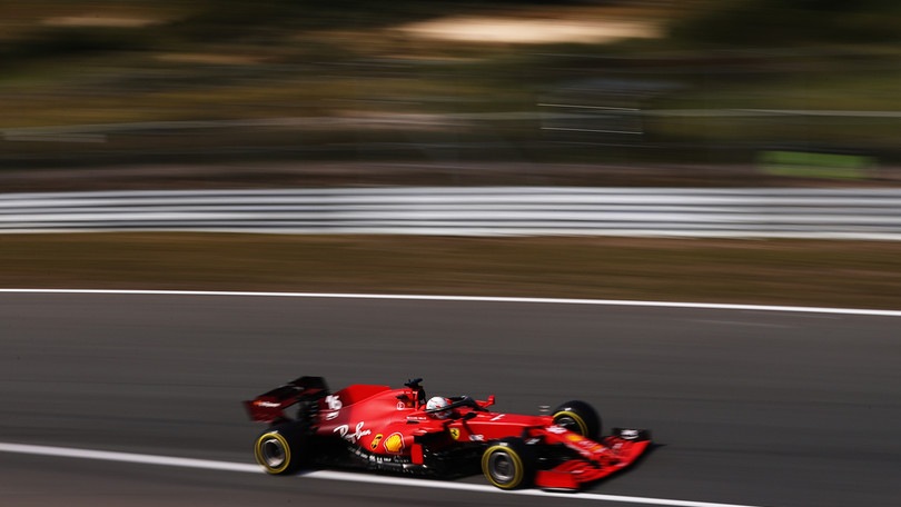 GP Olanda, FP2: Leclerc e Sainz al comando, Hamilton va k.o.