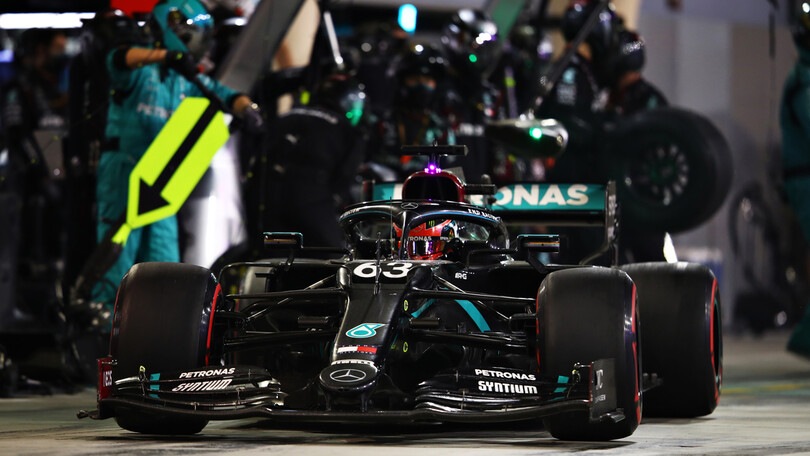 Russell: "Pressione aggiuntiva guidare per la Mercedes? No"