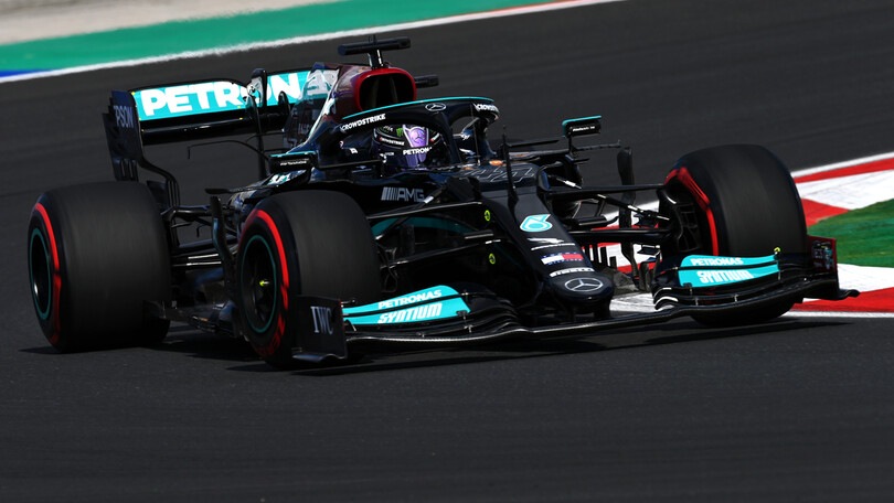 Nuovo motore Hamilton: "Simulate tutte le gare per trovare un equilibrio"