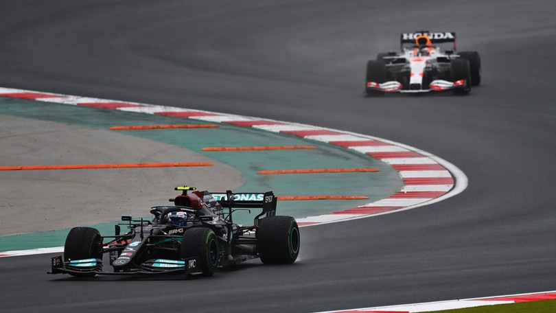 GP Turchia: Bottas domina davanti alle Red Bull, Leclerc 4°