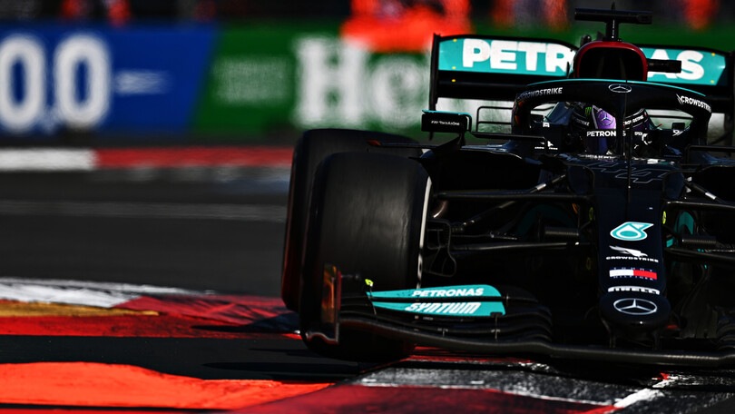 Penalità per Hamilton, in Brasile monta un altro motore