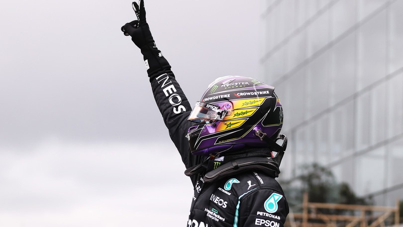 Qualifiche, Hamilton: "Sembra la mia prima pole, da tanto non partivo davanti"