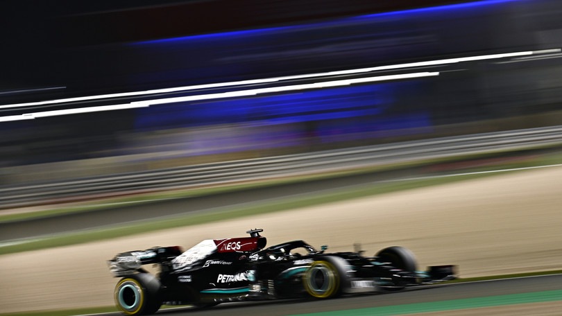 GP Qatar, Hamilton: "Macchina super: mi sento più in forma che mai"