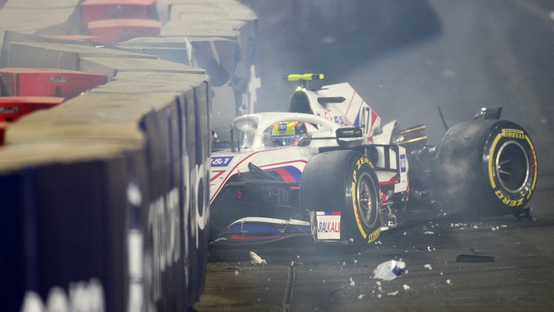 GP Arabia Saudita, tutti i crash della gara di Jeddah
