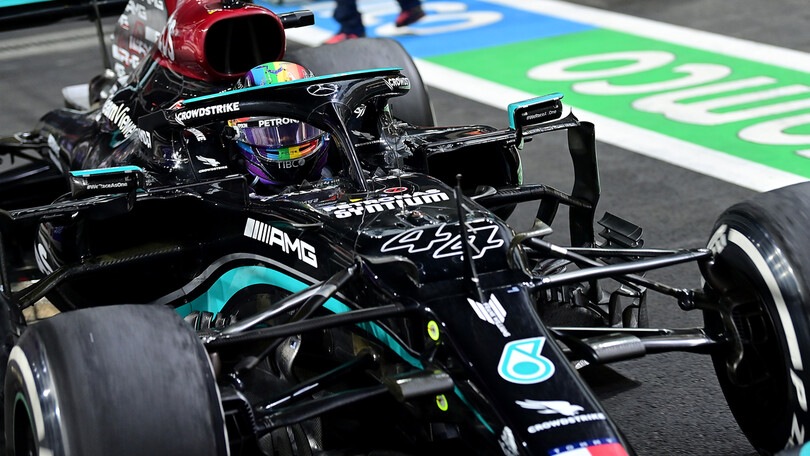 GP Arabia Saudita, Hamilton: "Non ho capito perché Max abbia frenato così"