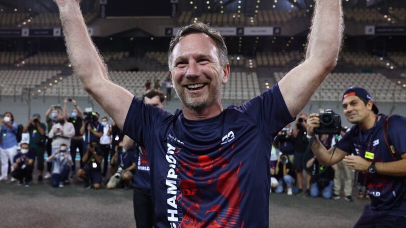 Horner: "Nessuno merita il titolo più di Max, sensazioni simili a quelle del 2010"