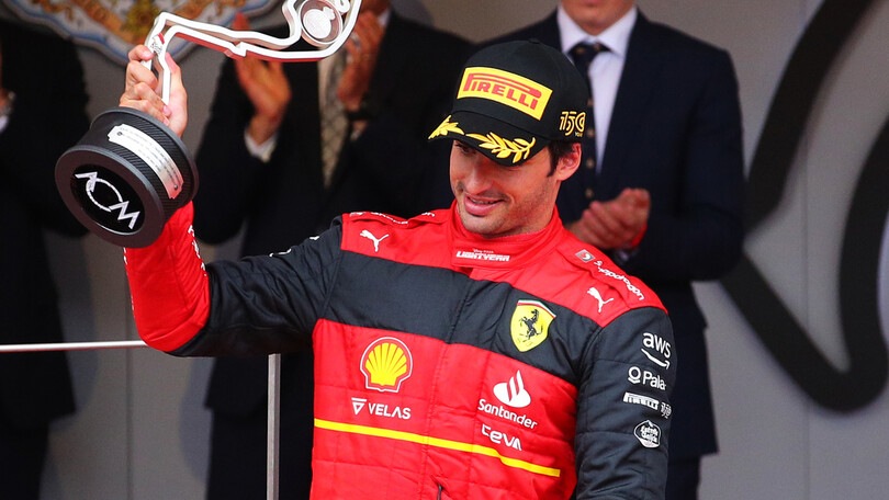 Sainz: "Persa la vittoria per un giro dietro ad una macchina lenta"