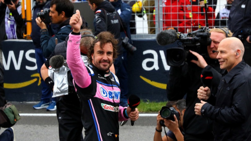 Alonso: "Se Leclerc e Perez hanno problemi, podio un'opportunità"