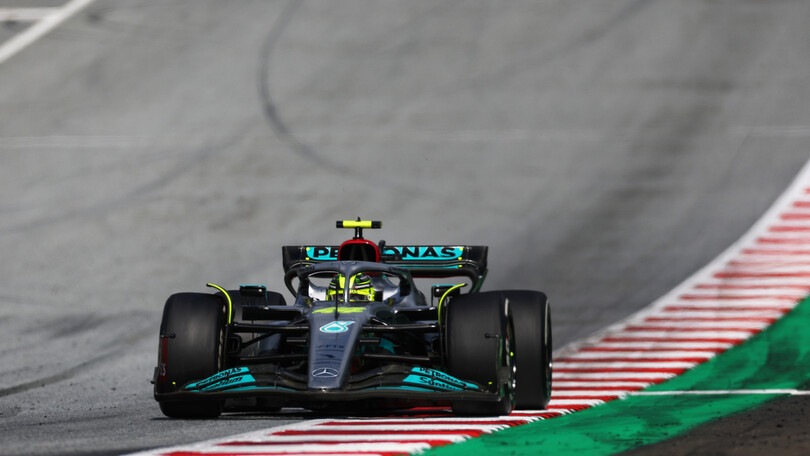 Hamilton sorride: "Podio inaspettato"