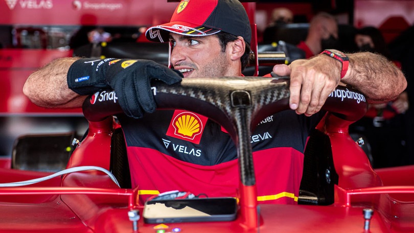 Sainz, nuovi pezzi della power unit: arriva la penalità in Francia