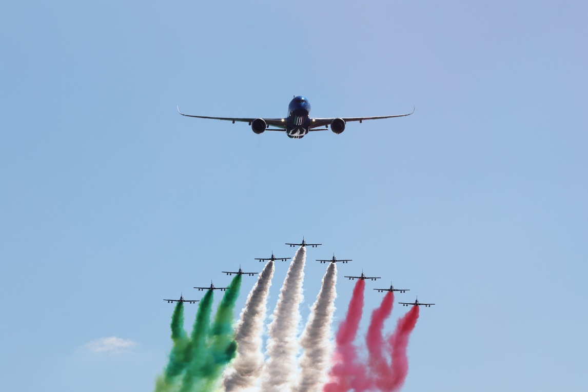 Vettel contro Mattarella e le Frecce Tricolori: ha ragione?