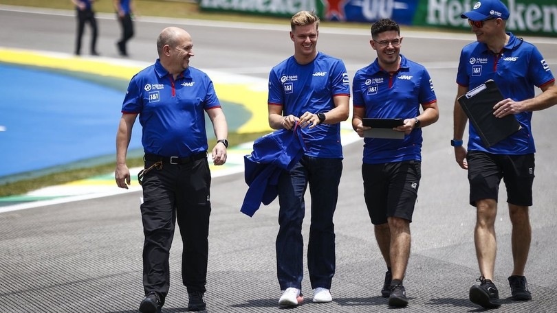 Steiner, prima di Abu Dhabi la decisione su Schumacher-Hulkenberg