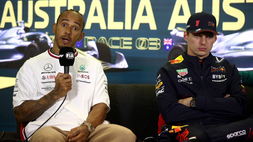 Hamilton-Verstappen, per una volta niente contatti