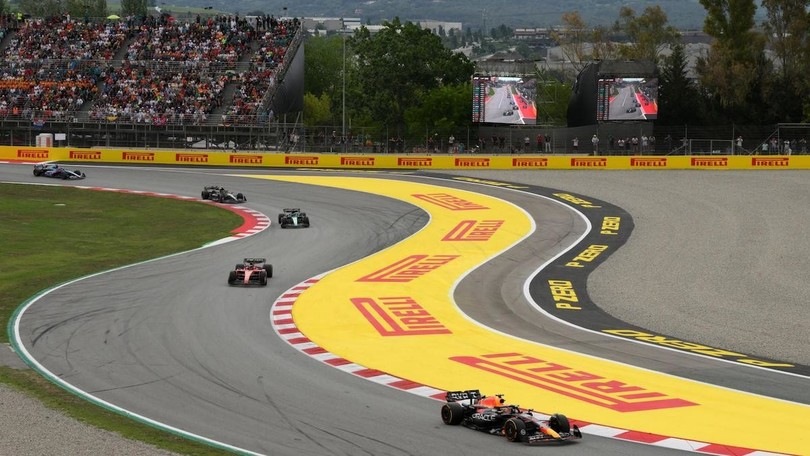 Red Bull, Horner sereno: Mercedes è migliorata ma resta a 23"