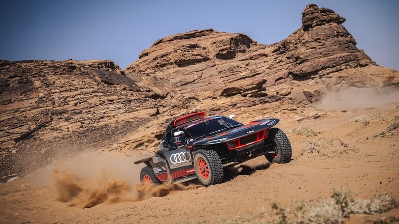 Dakar 2024, Peterhansel fa 50 e Sainz comanda la generale