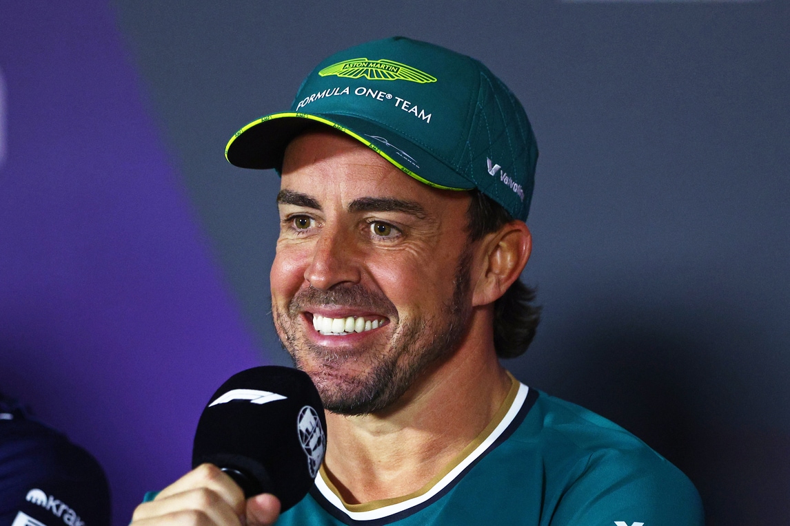 Alonso e il rinnovo pluriennale con Aston Martin