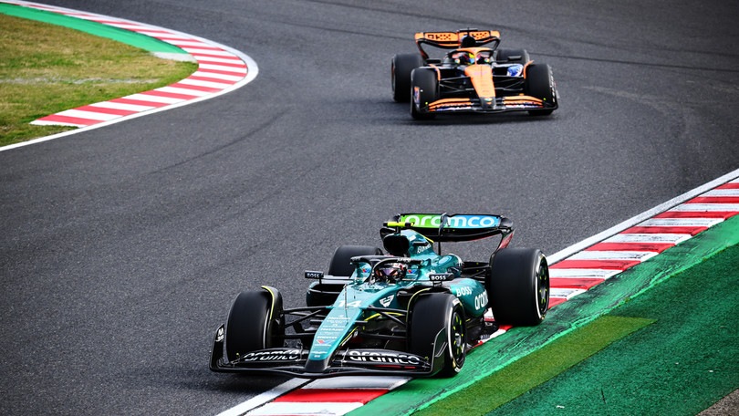 Alonso e il mercato: "Mercedes una soluzione attraente? È dietro Aston..."