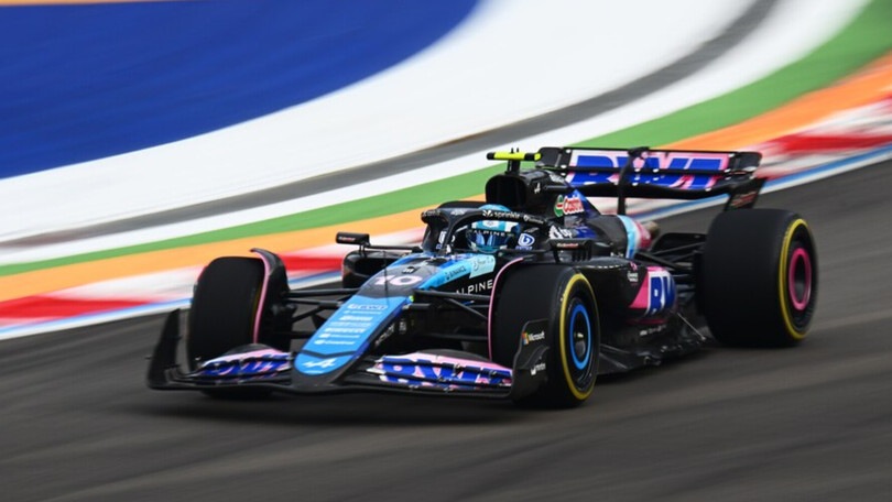 Addio Renault, i lavoratori protestano: "Mantenere le competenze e difendere la storia"