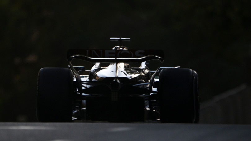 Test Pirelli 2025, troppa pioggia a Magny-Cours: pochi giri per Schumacher e la Mercedes