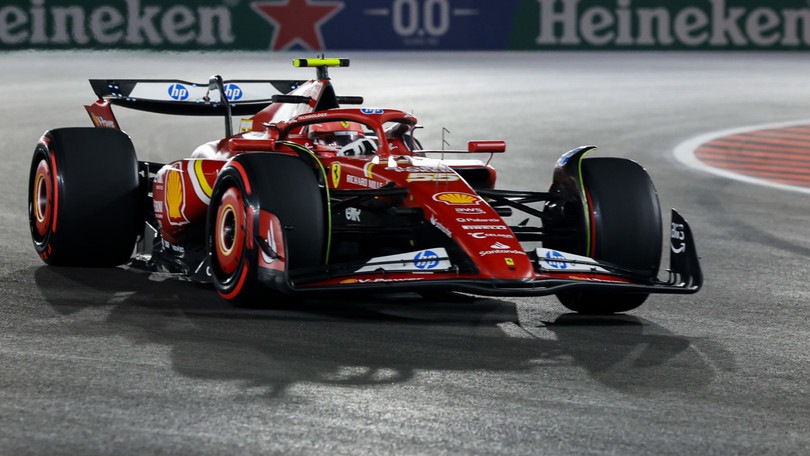 Sainz e Vasseur, a Las Vegas è dura: "Pensiamo alla gara, c'è da lavorare"