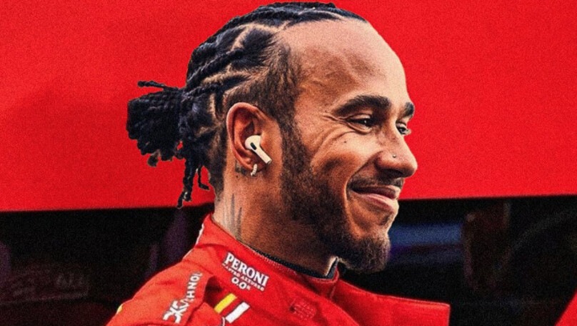 Svelato il nuovo volante Ferrari di Lewis Hamilton