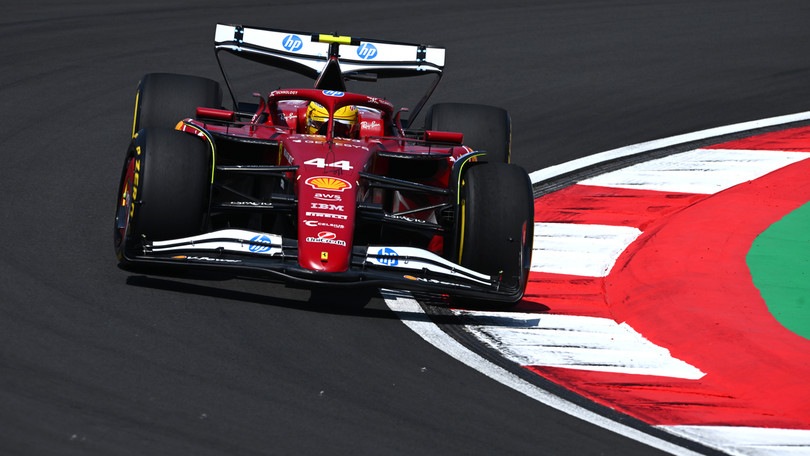 Hamilton: "Che Ferrari! Non riesco a credere che siamo in pole position!"