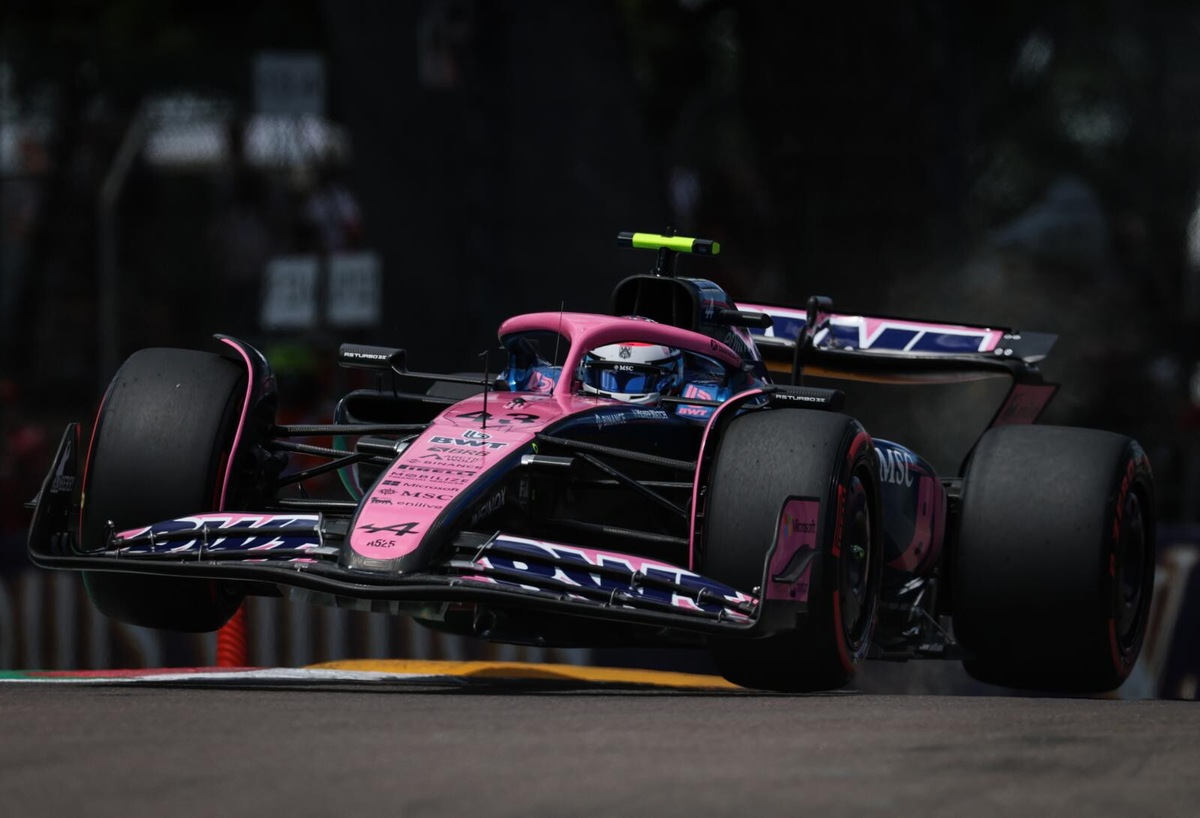 F1, la classifica Costruttori dopo Imola: Ferrari recupera su Mercedes